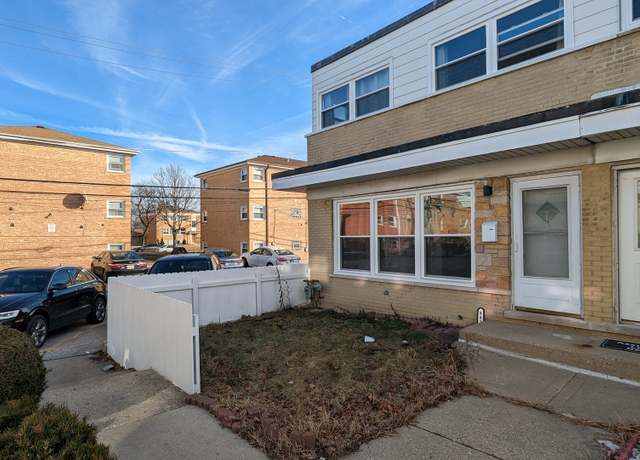 Property at 8821 N Washington St Unit F, Niles, IL 60714, 3 beds, 1.5 baths