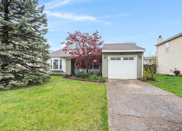 Property at 217 N Lancaster Dr, Bolingbrook, IL 60440, 3 beds, 1 bath