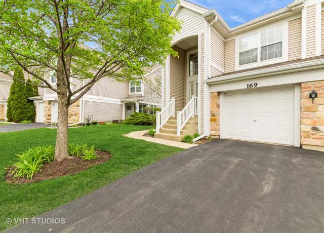Property at 169 Concord Ln, Carol Stream, IL 60188, 3 beds, 2 baths