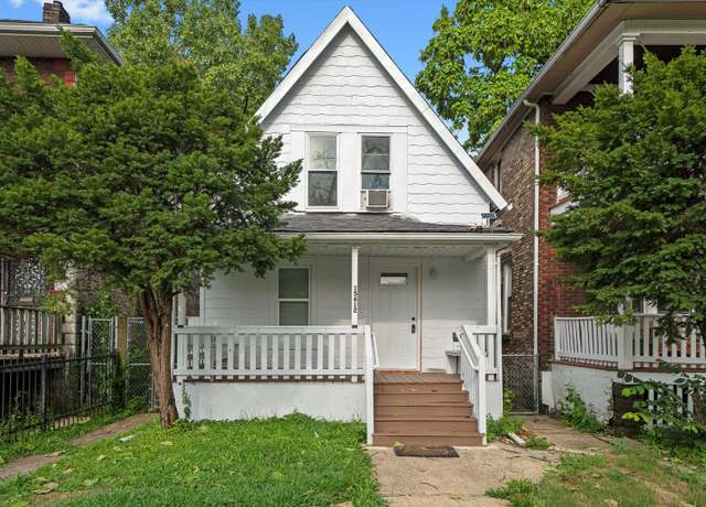 Property at 15612 Loomis Ave, Harvey, IL 60426, 3 beds, 1.5 baths