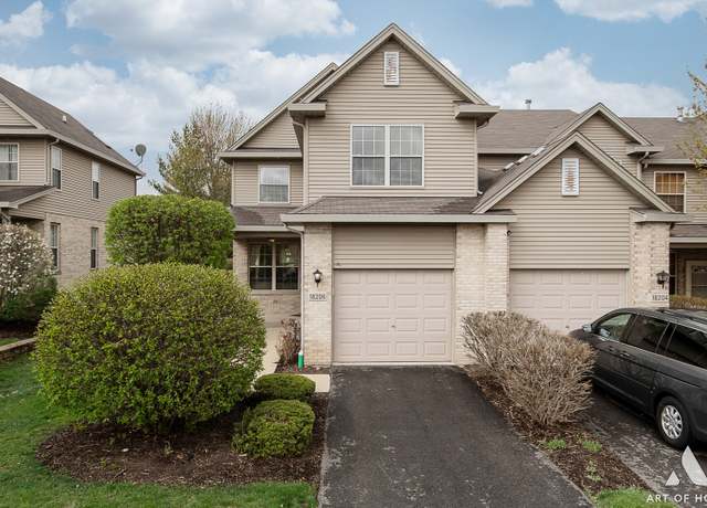 Property at 18206 Mansfield Dr, Tinley Park, IL 60487, 3 beds, 2.5 baths