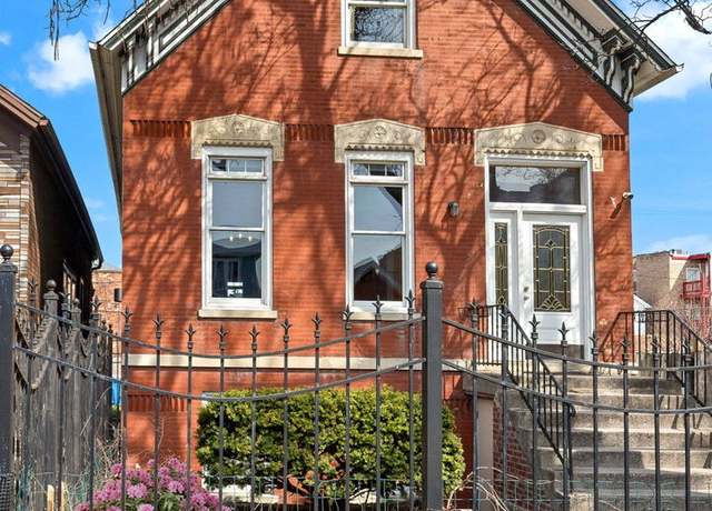 Property at 2428-30 W Arthington St, Chicago, IL 60612, 3 beds, 2.5 baths