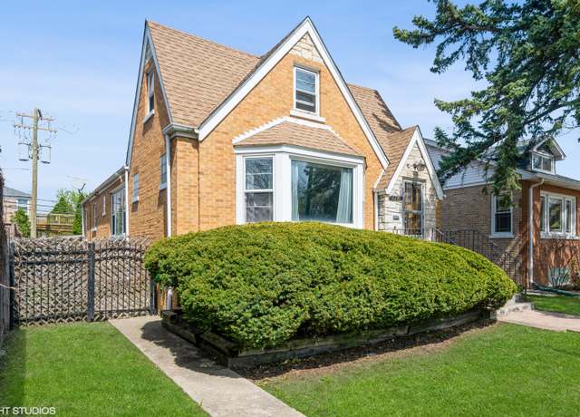 Property at 6289 N Caldwell Ave, Chicago, IL 60646, 3 beds, 2 baths