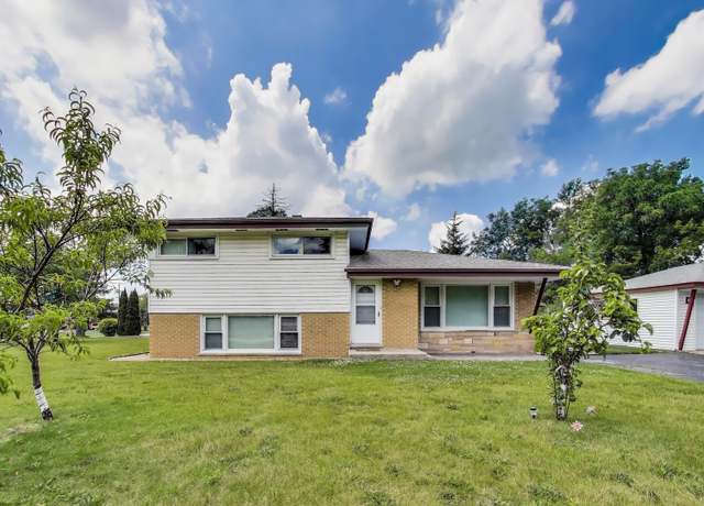 Property at 7734 Linden Ave, Darien, IL 60561, 3 beds, 1.5 baths
