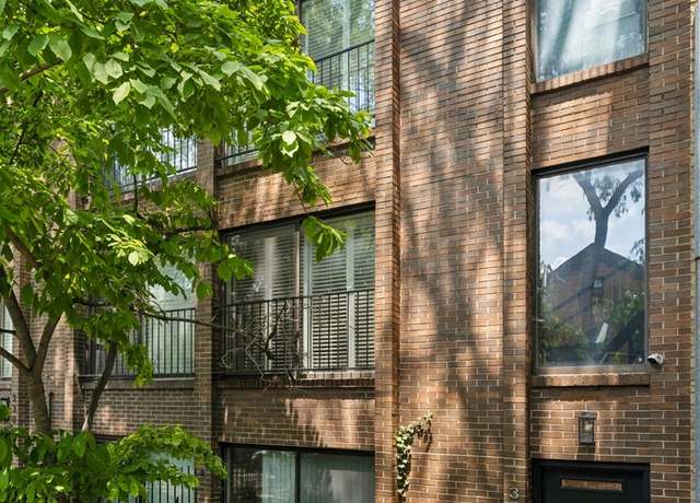 Property at 328 W Concord Pl, Chicago, IL 60614, 3 beds, 3.5 baths