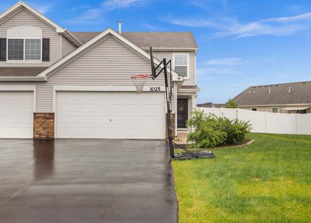 Property at 1025 Tuscany Trl, Hampshire, IL 60140, 3 beds, 1.5 baths