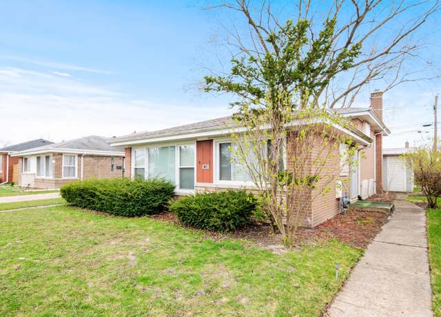 Property at 1358 Mackinaw Ave, Calumet City, IL 60409, 3 beds, 2 baths