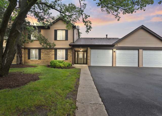 Property at 304 Memory Ln #4, Westmont, IL 60559, 3 beds, 2 baths