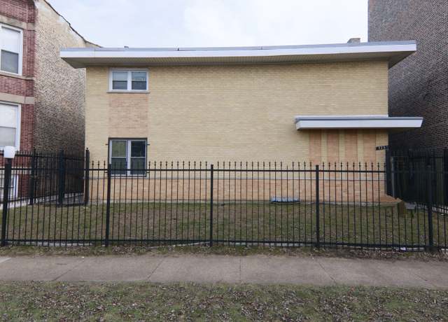 Property at 7251 S Ridgeland Ave Unit E, Chicago, IL 60649, 2 beds, 1.5 baths