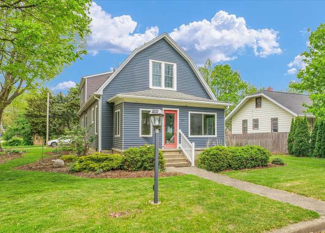 Property at 314 W Stanage Ave, Champaign, IL 61820, 4 beds, 2 baths