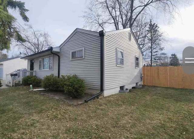 Property at 2729 Illini Rd, Waukegan, IL 60087, 3 beds, 1 bath