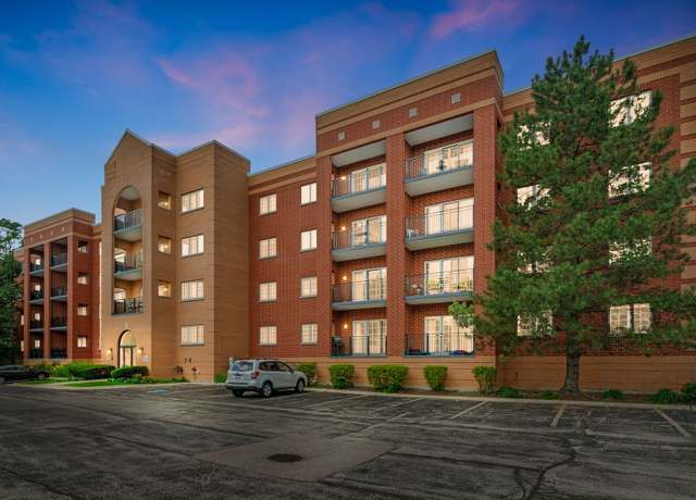 Property at 55 S Hale St #403, Palatine, IL 60067, 1 bed, 1 bath