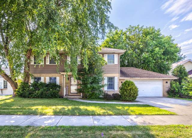 Property at 18344 Country Ln, Lansing, IL 60438, 4 beds, 3.5 baths