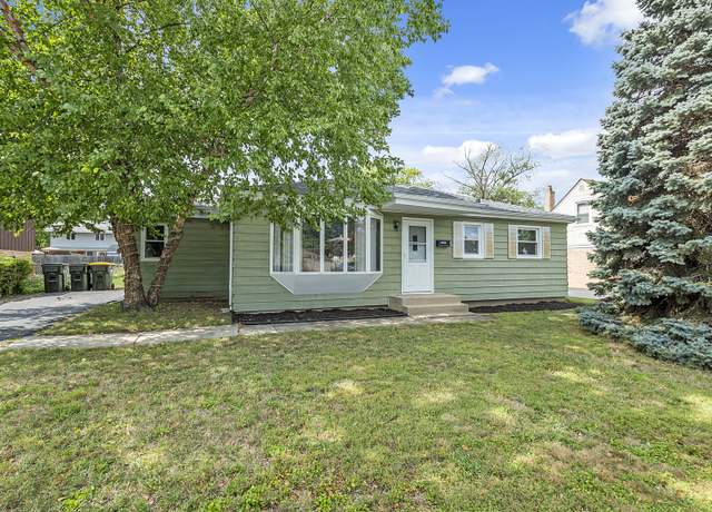 Property at 10922 Massasoit Ave, Chicago Ridge, IL 60415, 3 beds, 2 baths