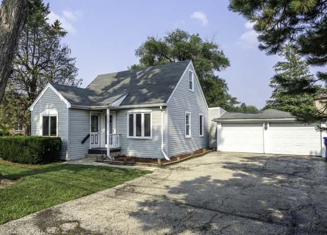 Property at 2209 Douglas Ave, Des Plaines, IL 60018, 4 beds, 3 baths