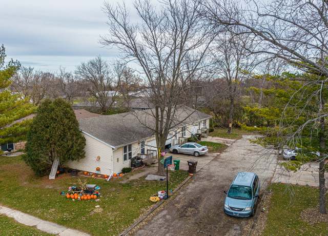 Property at 455 Park Dr, Marengo, IL 60152, 6 beds, 3 baths