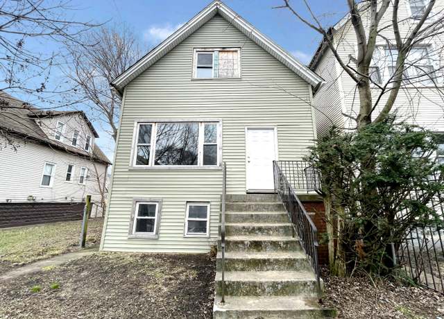 Property at 2955 E 80th Pl, Chicago, IL 60617, 3 beds, 2 baths