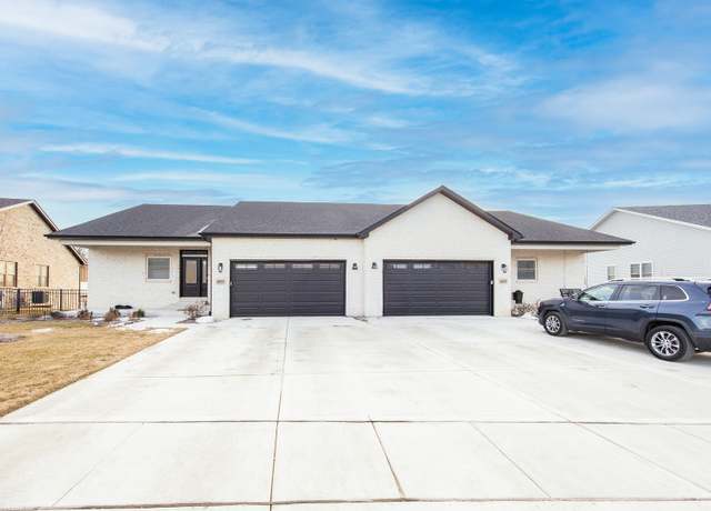 Property at 25133 S Westwind Dr, Channahon, IL 60410, 3 beds, 2 baths