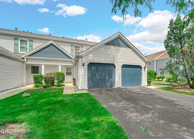 Property at 2513 Prairieview Ln, Aurora, IL 60502, 2 beds, 1.5 baths