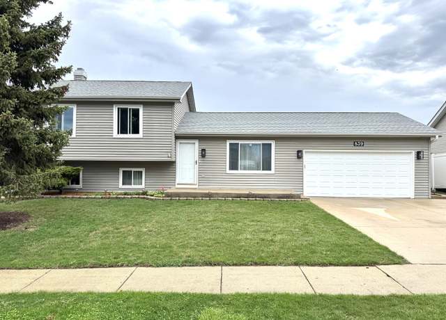 Property at 839 San Francisco Ter, Bartlett, IL 60103, 3 beds, 2 baths