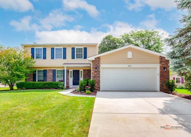 Property at 252 Nita Ln, Libertyville, IL 60048, 3 beds, 2.5 baths