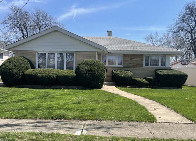 Property at 2601 Kensington Ave, Westchester, IL 60154, 3 beds, 2 baths