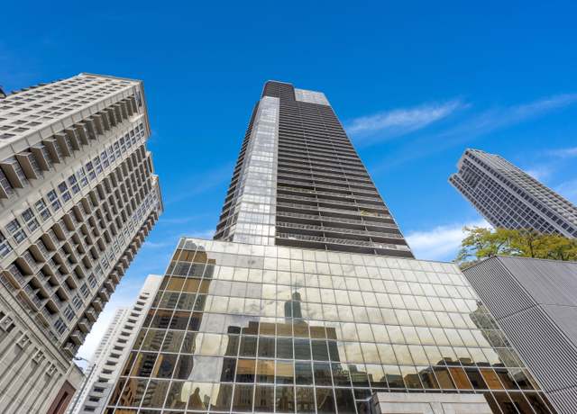 Property at 10 E Ontario St #3802, Chicago, IL 60611, 1 bed, 1 bath