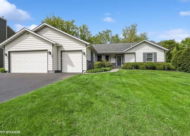 Property at 972 W Shore Dr, Fox Lake, IL 60020, 3 beds, 2.5 baths