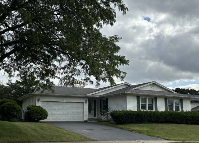 Property at 1720 W Parkside Dr, Hoffman Estates, IL 60192, 3 beds, 2 baths