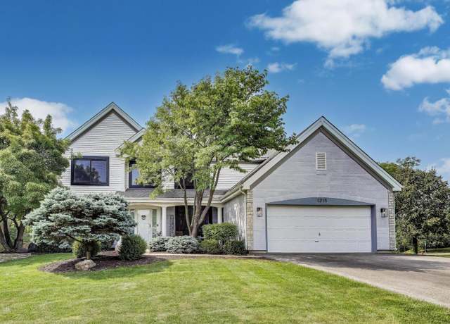 Property at 1215 William Dr, Lake Zurich, IL 60047, 5 beds, 3 baths