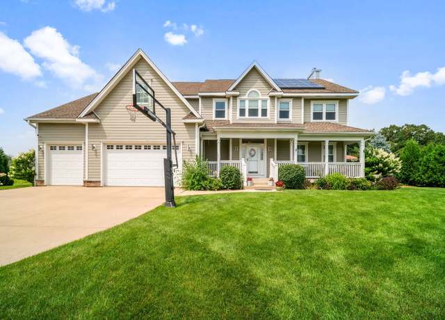 Property at 38136 N Helena Ln, Wadsworth, IL 60083, 5 beds, 4 baths