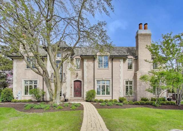 Property at 1522 Edgewood Ln, Winnetka, IL 60093, 5 beds, 6 baths