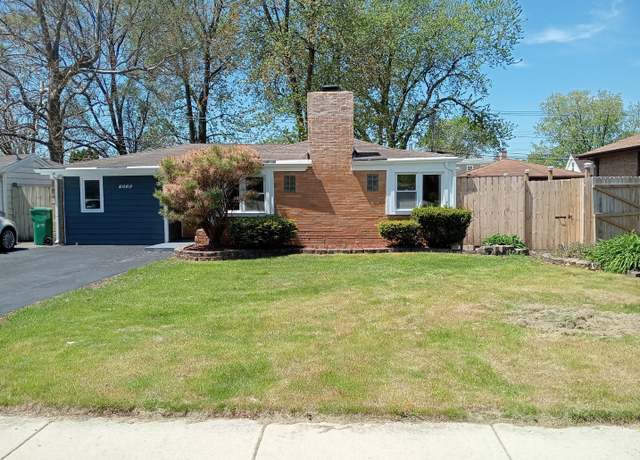 Property at 7836 Oak Park Ave, Burbank, IL 60459, 3 beds, 2 baths