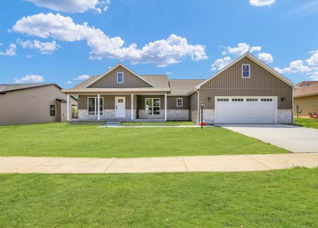 Property at 2901 Haydon Dr, Urbana, IL 61802, 3 beds, 2 baths