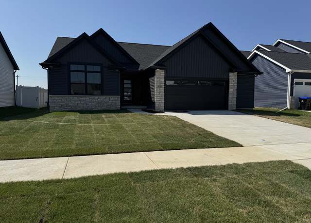Property at 6105 Wrigley Dr, Bloomington, IL 61705, 3 beds, 2 baths