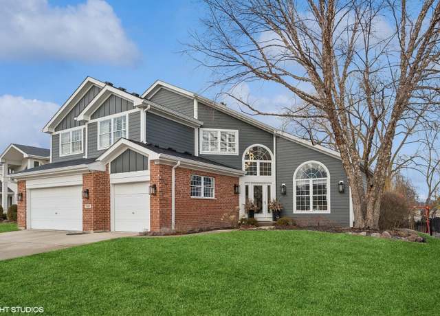 Property at 1181 Hilary Ln, Highland Park, IL 60035, 4 beds, 3.5 baths