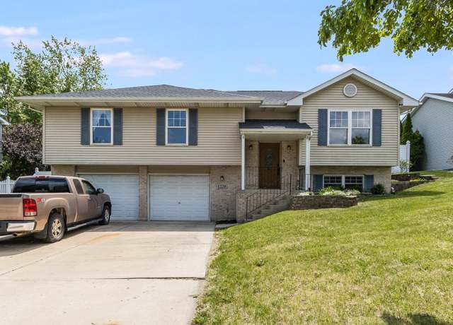 Property at 1220 Boston Ave, Joliet, IL 60435, 3 beds, 3 baths