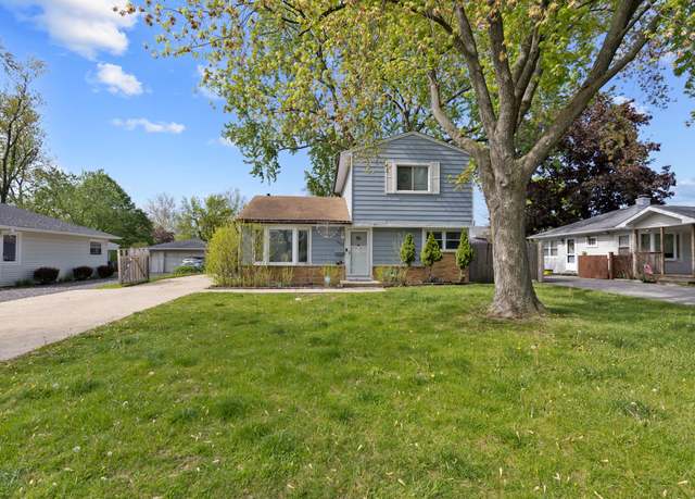 Property at 3607 Kirchoff Rd, Rolling Meadows, IL 60008, 3 beds, 2 baths