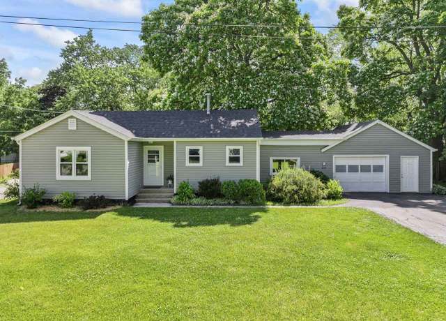 Property at 41073 N 1st St, Antioch, IL 60002, 3 beds, 1 bath