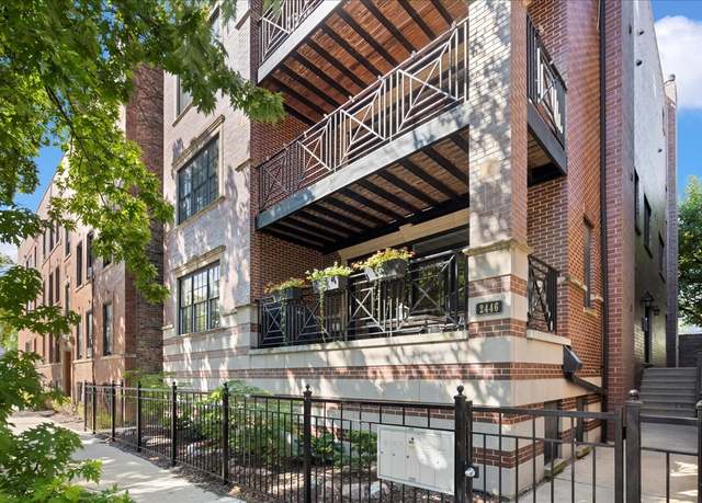 Property at 2446 N Racine Ave Unit 1F, Chicago, IL 60614, 3 beds, 2.5 baths