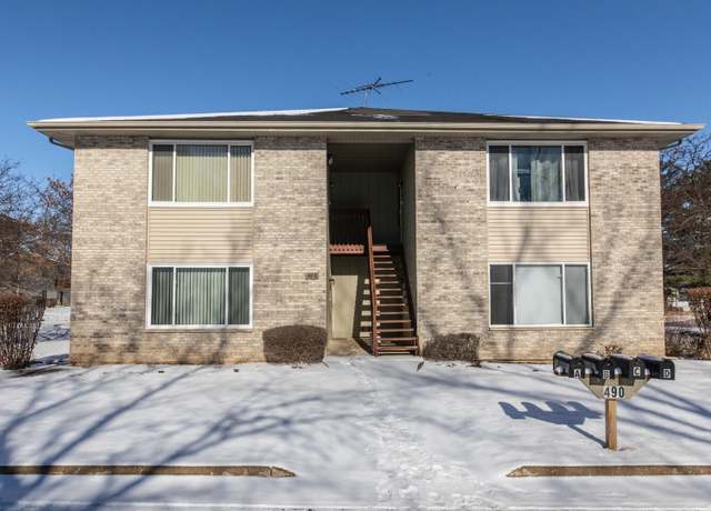 Property at 490 Westwood Ct Unit B, Crystal Lake, IL 60014, 2 beds, 2 baths