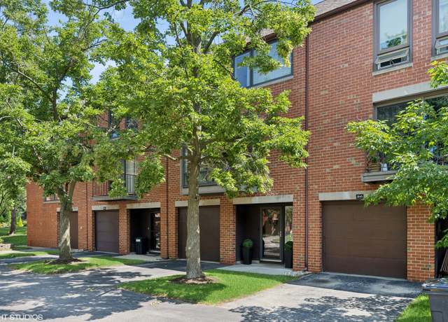 Property at 3843 Appian Way, Glenview, IL 60025, 3 beds, 2.5 baths