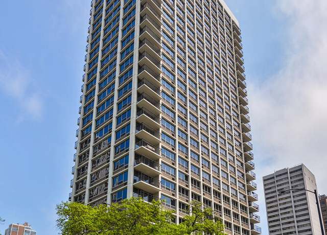 Property at 88 W Schiller St Unit 2108L, Chicago, IL 60610, 2 beds, 1 bath
