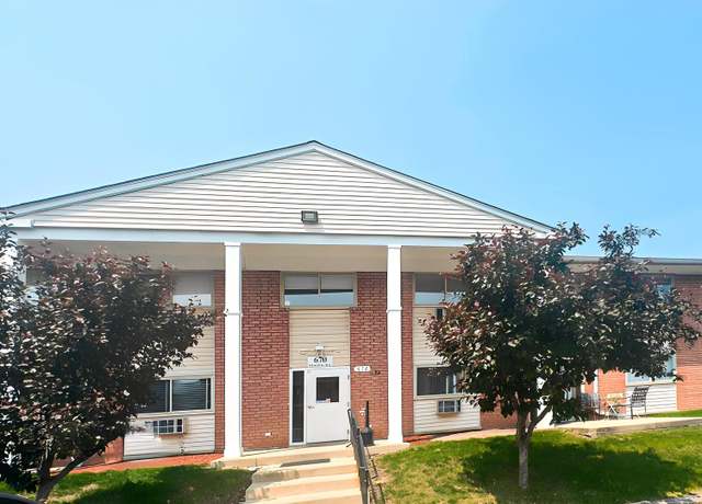 Property at 670 Marilyn Ave #203, Glendale Heights, IL 60139, 2 beds, 1 bath