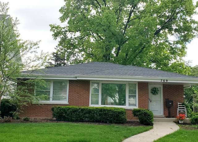 Property at 769 S Prospect Ave, Elmhurst, IL 60126, 2 beds, 2 baths