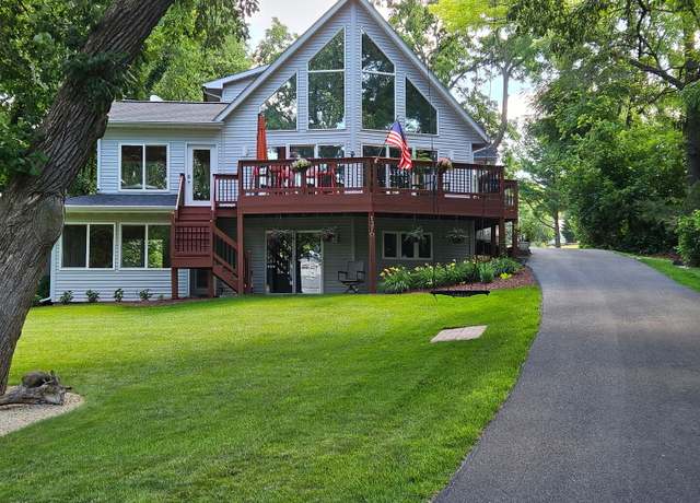 Property at 1370 Pier Dr, Davis, IL 61019, 4 beds, 3 baths