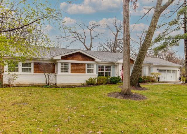 Property at 420 Ravine Park Dr, Lake Forest, IL 60045, 3 beds, 2.5 baths