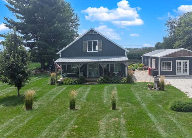 Property at 10258 E River South Rd, Momence, IL 60954, 3 beds, 2.5 baths