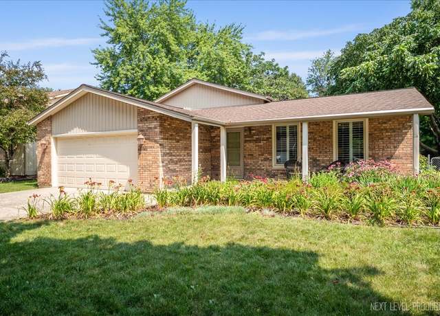 Property at 24106 W Pheasant Chase Dr, Plainfield, IL 60544, 3 beds, 2.5 baths