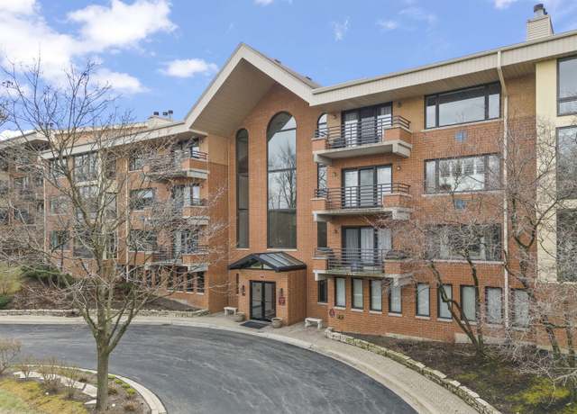 Property at 3525 S Cass Ct #418, Oak Brook, IL 60523, 2 beds, 2.5 baths